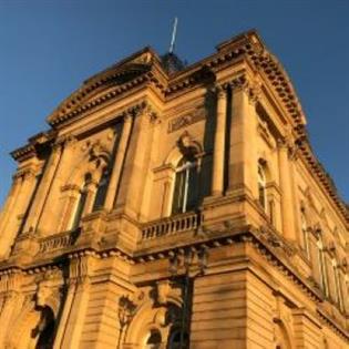 Image of Huddersfield Town Hall