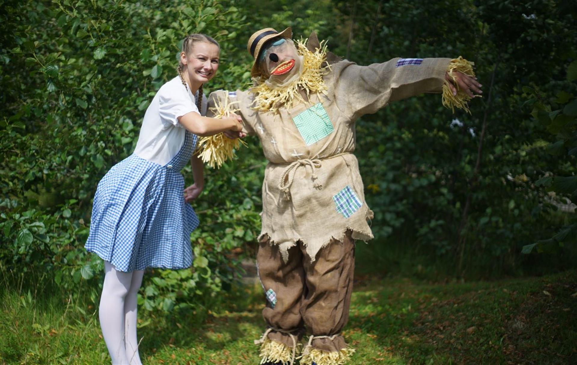 Summer Outdoor Theatre: The Wizard Of Oz - Lowther Pavilion