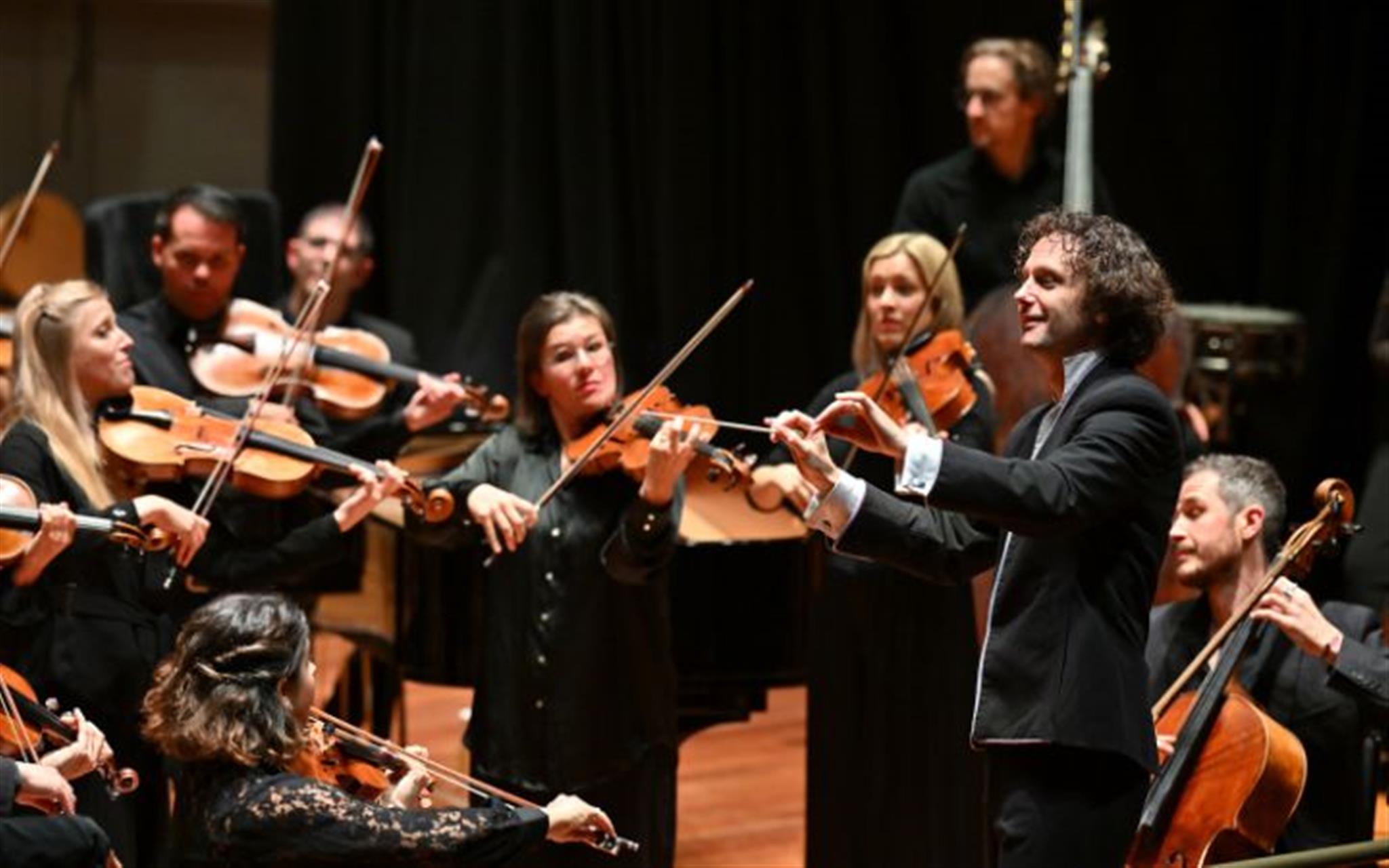 Aurora Orchestra image