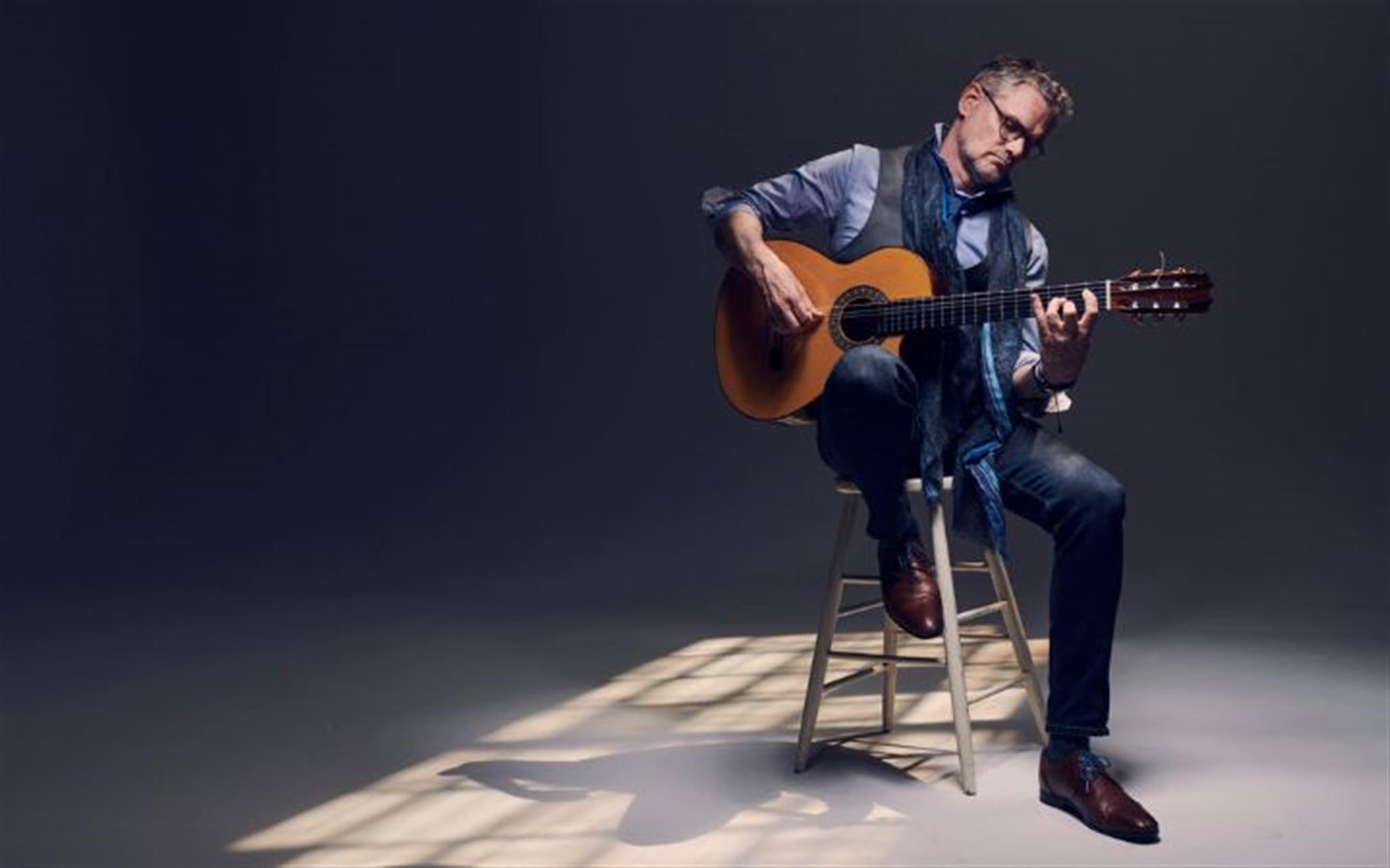 Jesse Cook image