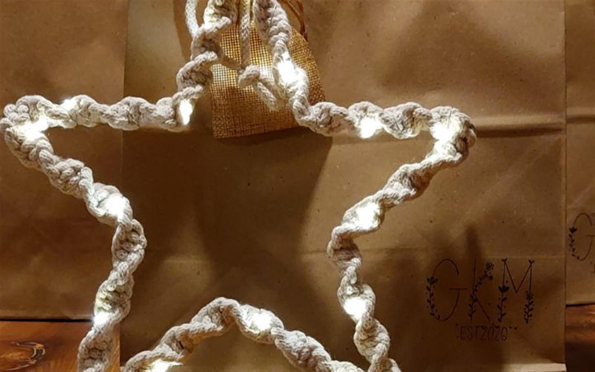 Macrame Christmas Star Workshop image