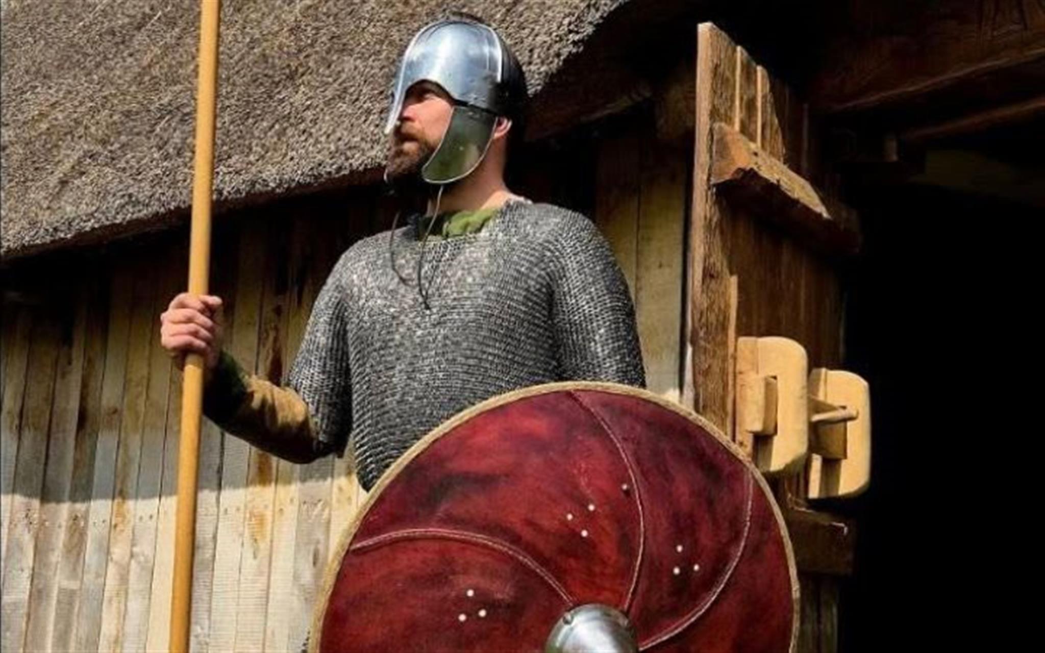 Wulfheodenas Recreate Anglo-Saxon Life image